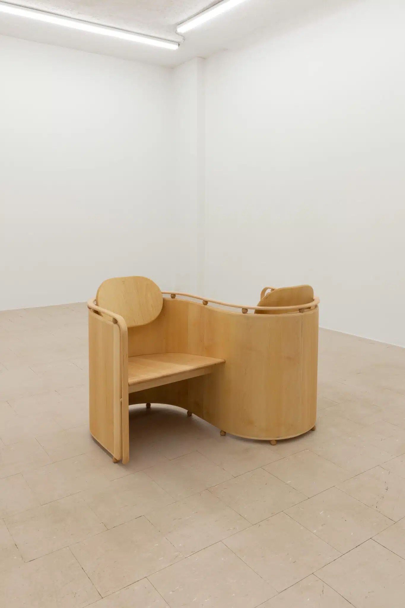 Alison Postma Kissing Chair 1365x2048.jpg