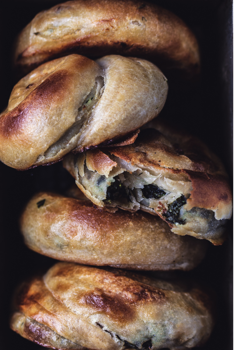 photo of crispy flaky stacked bagels by LenkasLens