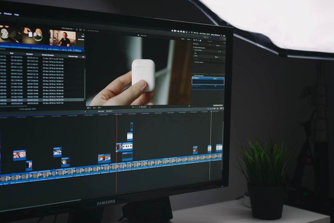 5 Advantages of Using Online Video Editor to Elevate Your Content